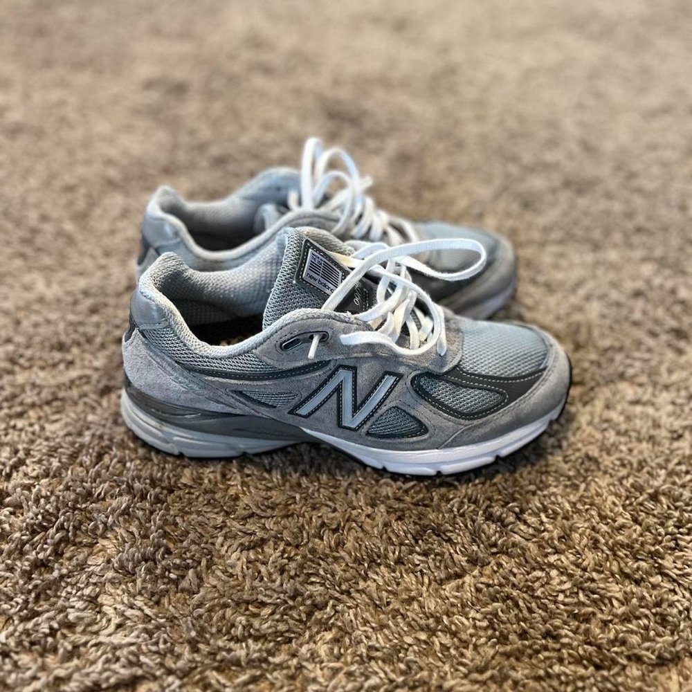 Women's New Balance Made in USA 990 V5 Size 8.5